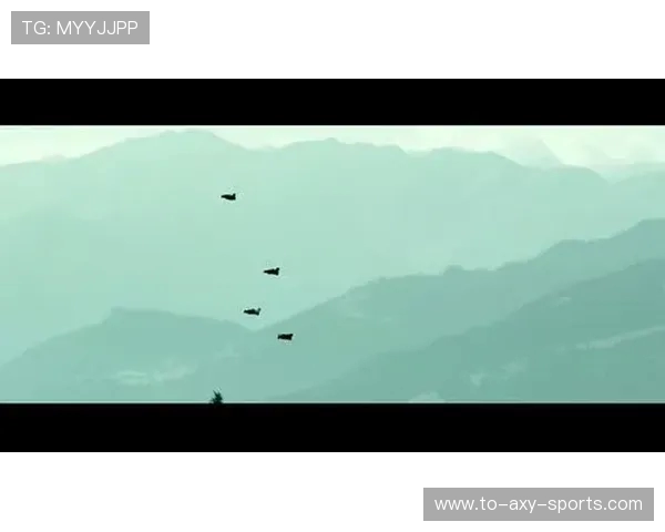 重庆极限运动队与上海极限运动队赛后复盘力量对决的精彩瞬间与反思